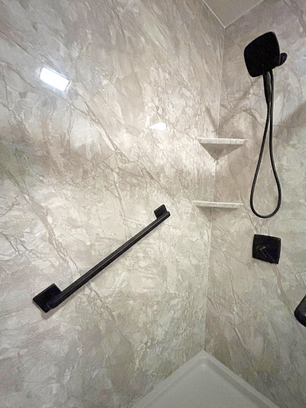 Shower and Bathtub Remodels in as little as 1 day · Experts